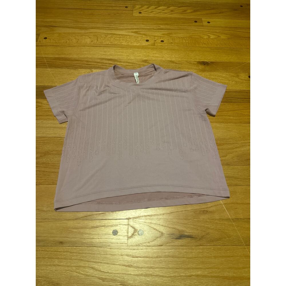 Lululemon Train To Be Short Sleeve Shirt Women's XS Pink Seamless Athletic Top